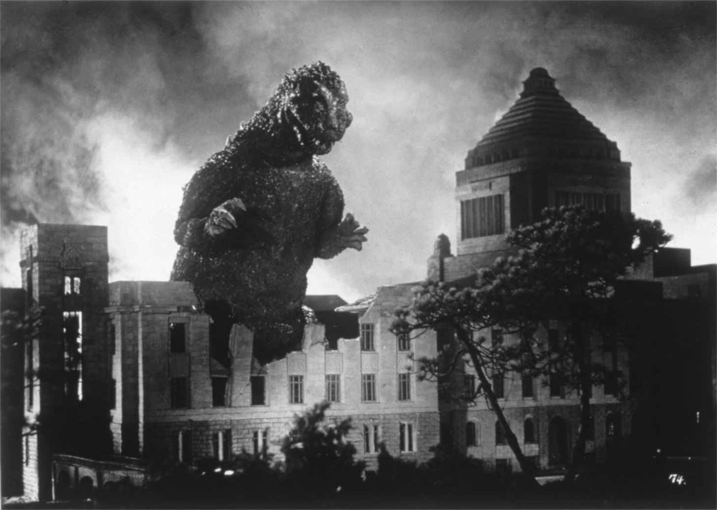 「ゴジラ（1954年）」場面写真 (c)1954 TOHO CO., LTD.