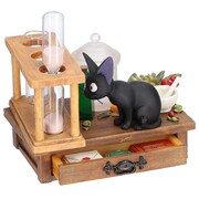 「魔女の宅急便 ジオラマ砂時計 コキリの実験室」（税込9680円）