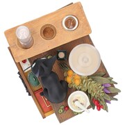 「魔女の宅急便 ジオラマ砂時計 コキリの実験室」（税込9680円）