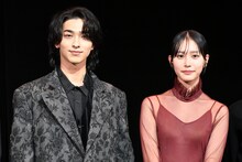 左から横浜流星、南沙良