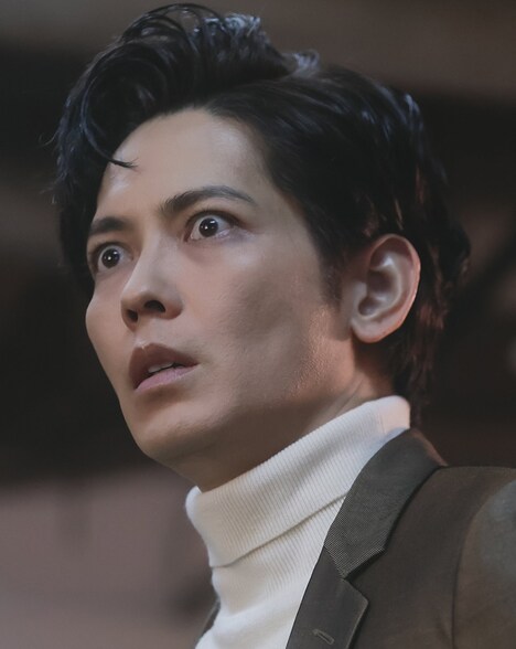 ドラマ「財閥復讐～兄嫁になった元嫁へ～」より、伊勢悟史役の猪塚健太