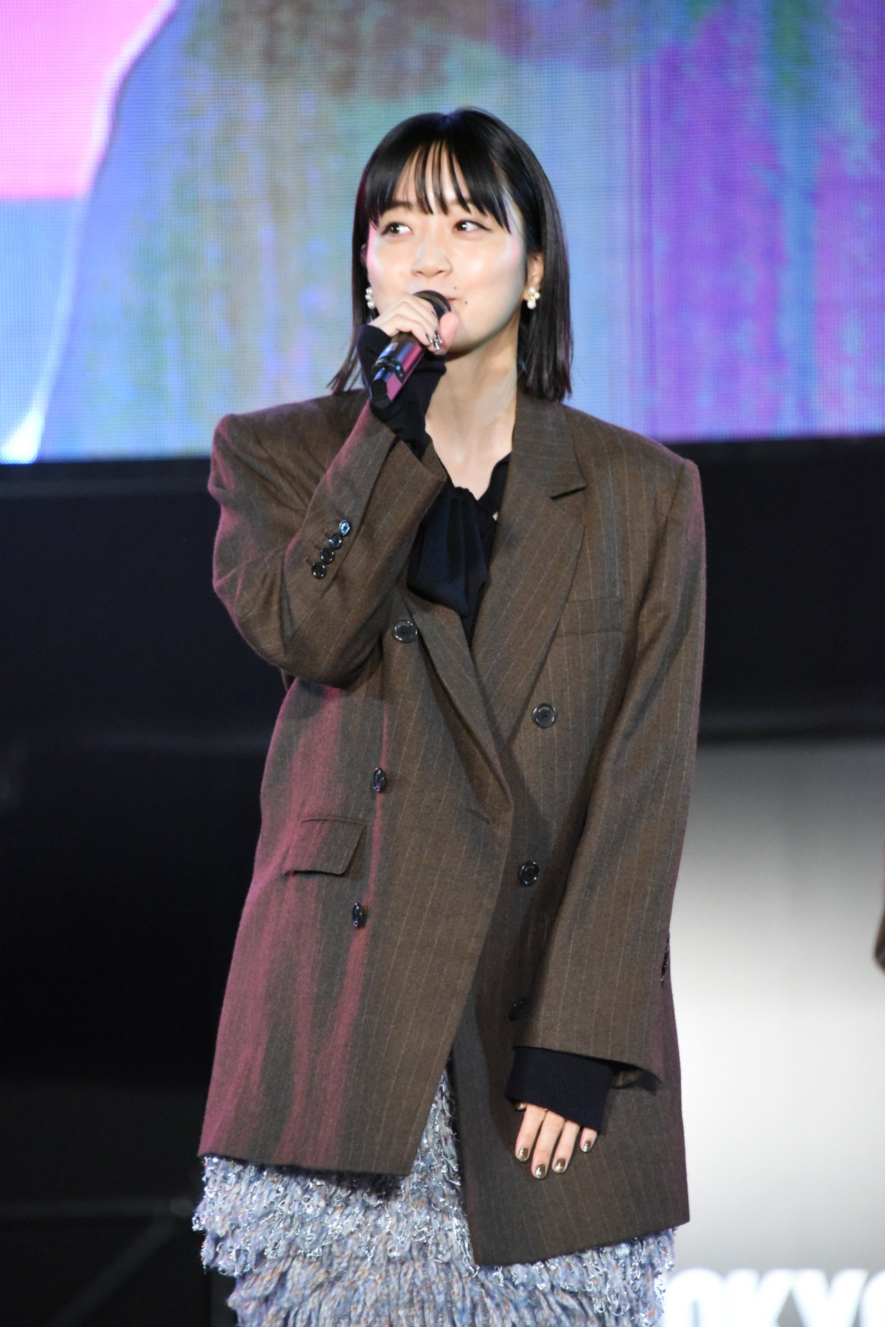 深川麻衣
