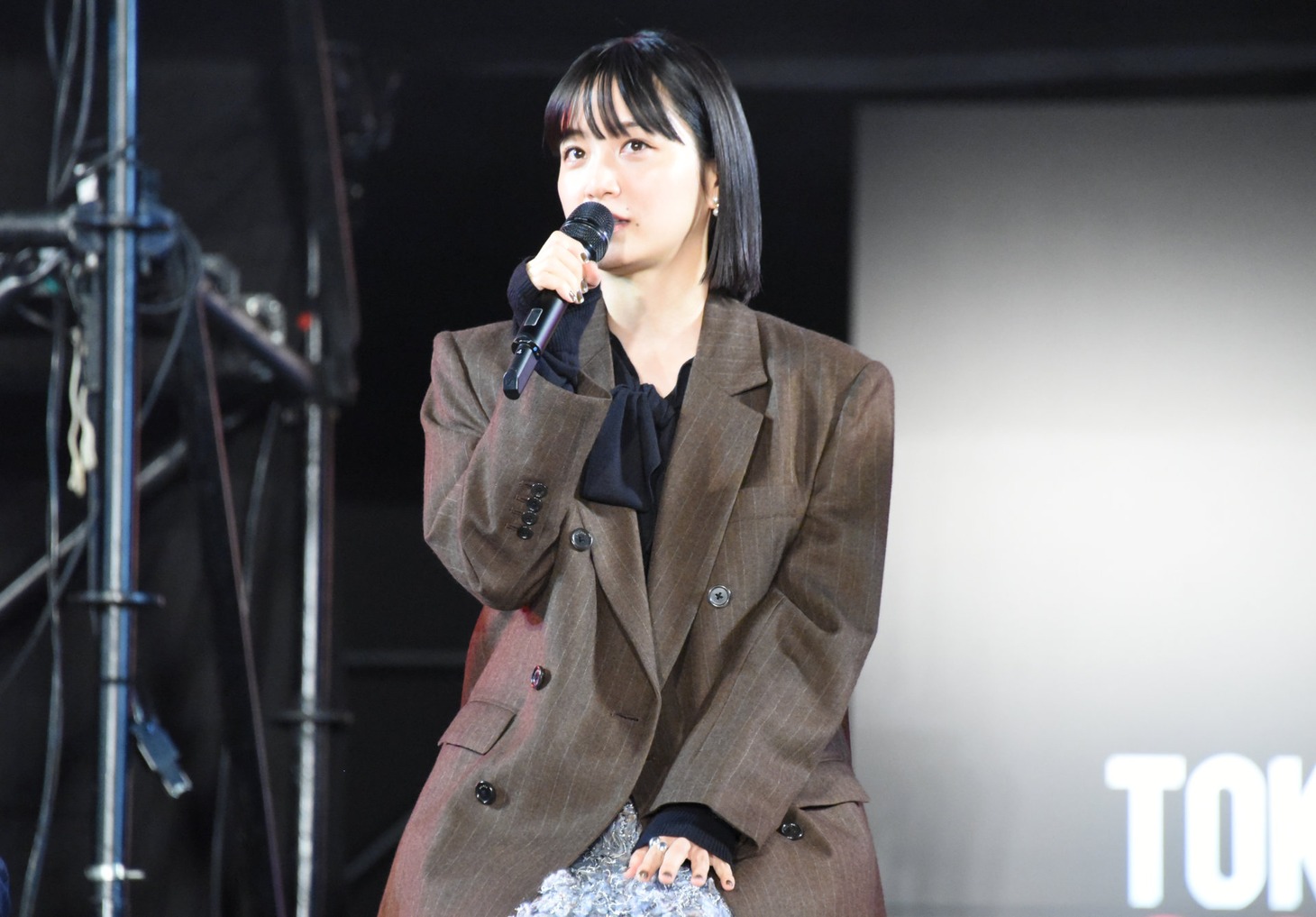 深川麻衣