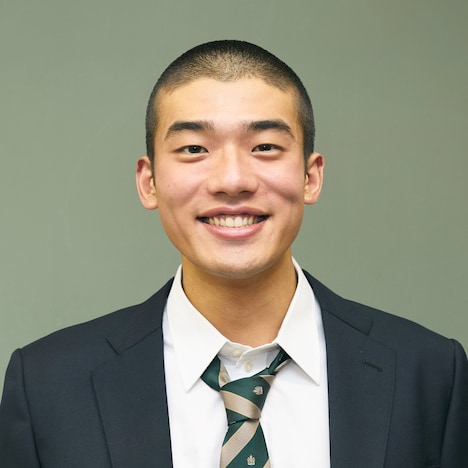 松田賢役の日高由起刀