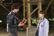 「仮面ライダーガッチャード GRADUATIONS」場面写真