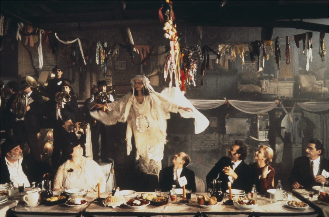 エミール・クストリッツァ監督作「アンダーグラウンド」YouTubeで2週間無料公開