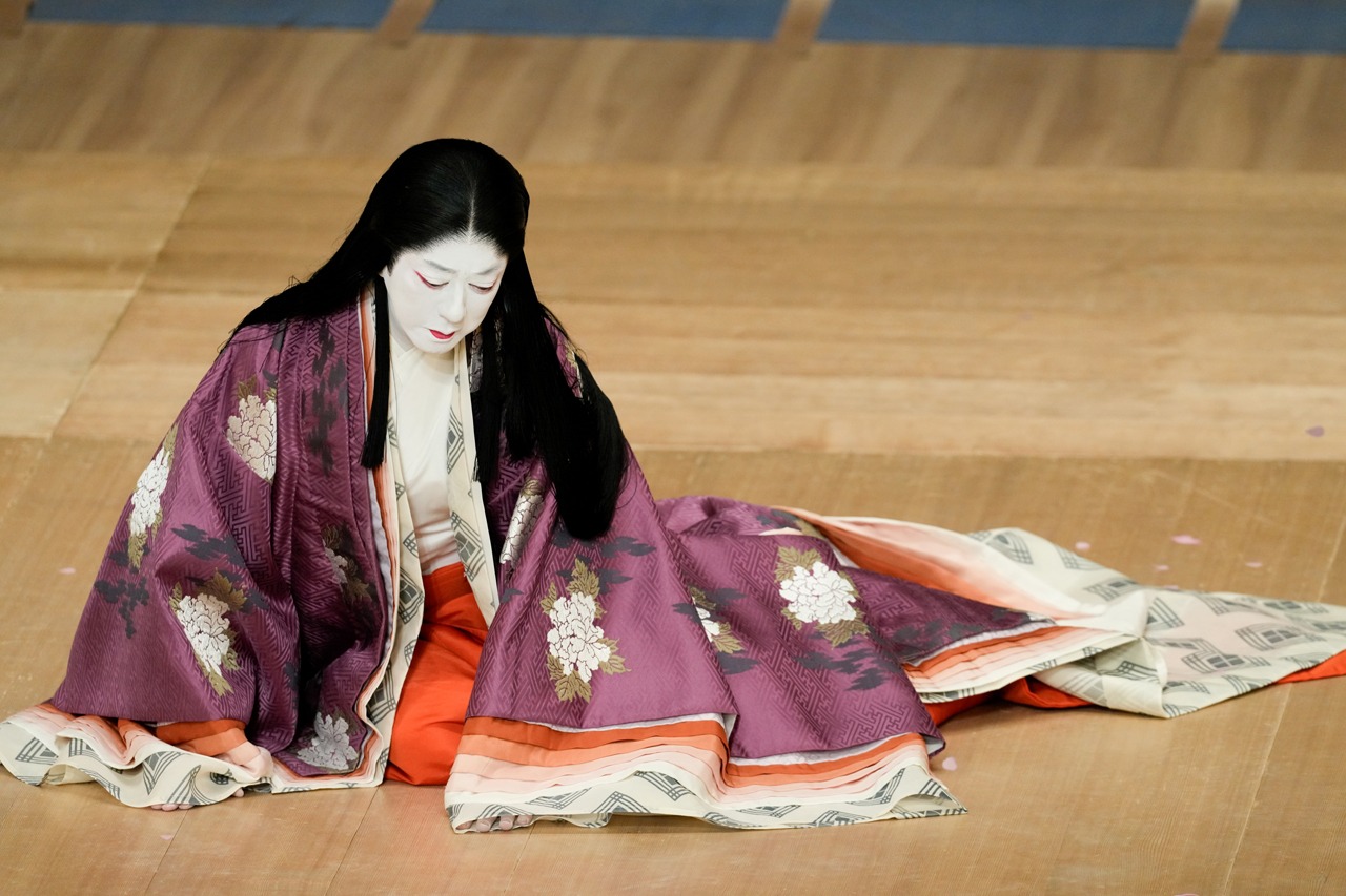 「源氏物語 六条御息所の巻」より、坂東玉三郎扮する六条御息所。（撮影：岡本隆史）