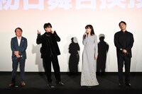 映画「はたらく細胞」神奈川・109シネマズ川崎の舞台挨拶の様子。左から武内英樹、佐藤健、永野芽郁、山本耕史
