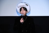 映画「はたらく細胞」舞台挨拶で大阪・MOVIX堺を訪れた佐藤健