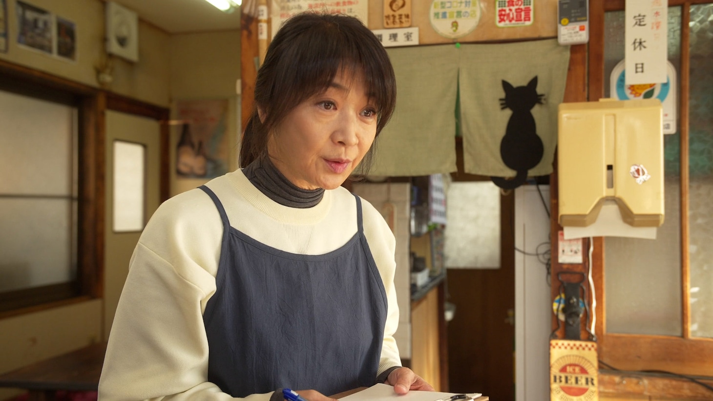 「孤独のグルメ2024大晦日スペシャル 太平洋から日本海 五郎、北へ あの人たちの所まで。」より、焼き肉店のおかみを演じる田中美佐子