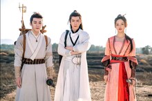 左からツォン・シュンシー（曾舜晞）演じる王小石、リウ・ユーニン（劉宇寧）演じる白愁飛、ヤン・チャオユエ（楊超越）演じる温柔