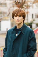 「晩餐ブルース」で蒔田葵を演じる草川拓弥