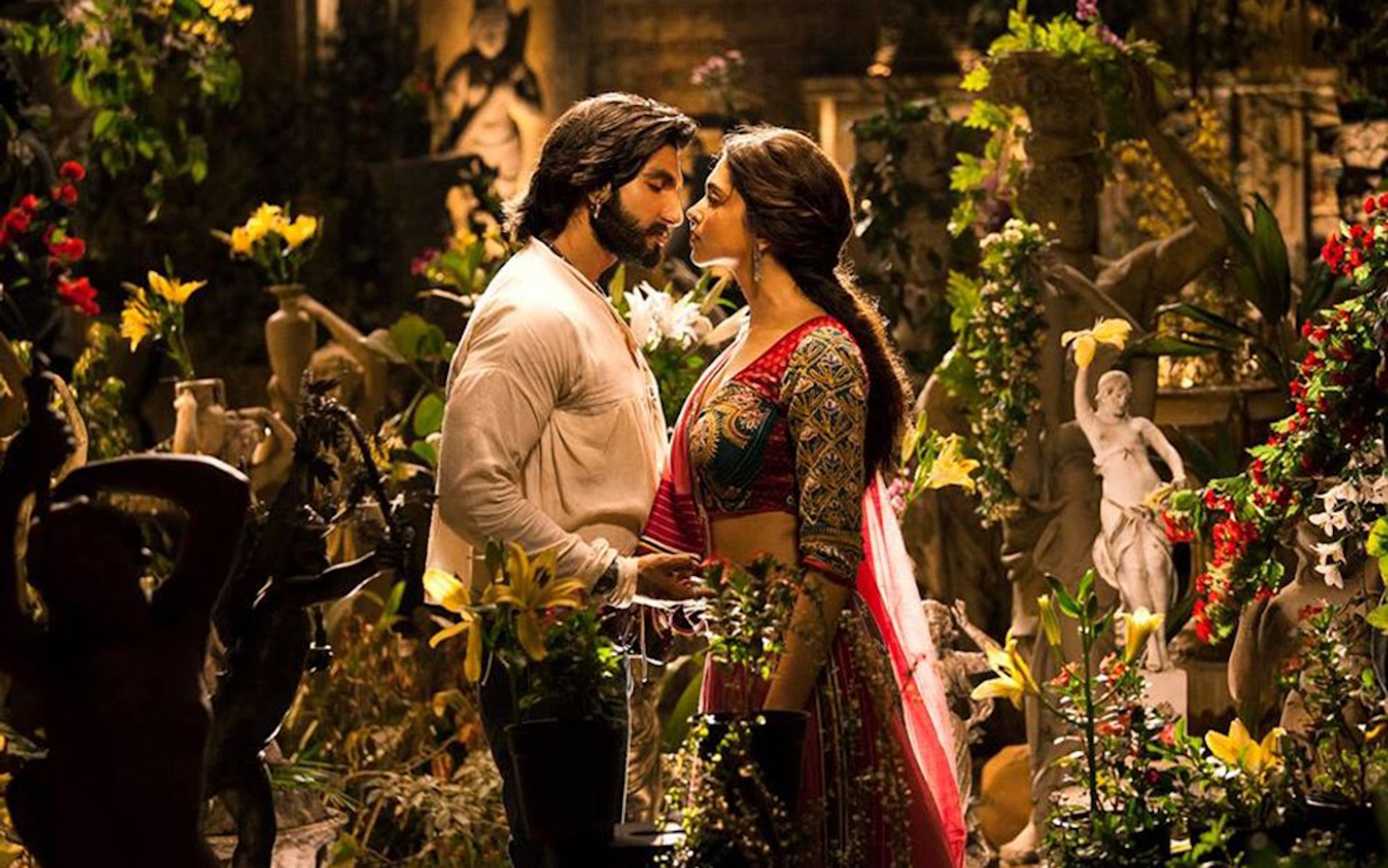 「銃弾の饗宴-ラームとリーラ-」場面写真 (c)Bhansali Productions (c)Eros Worldwide
