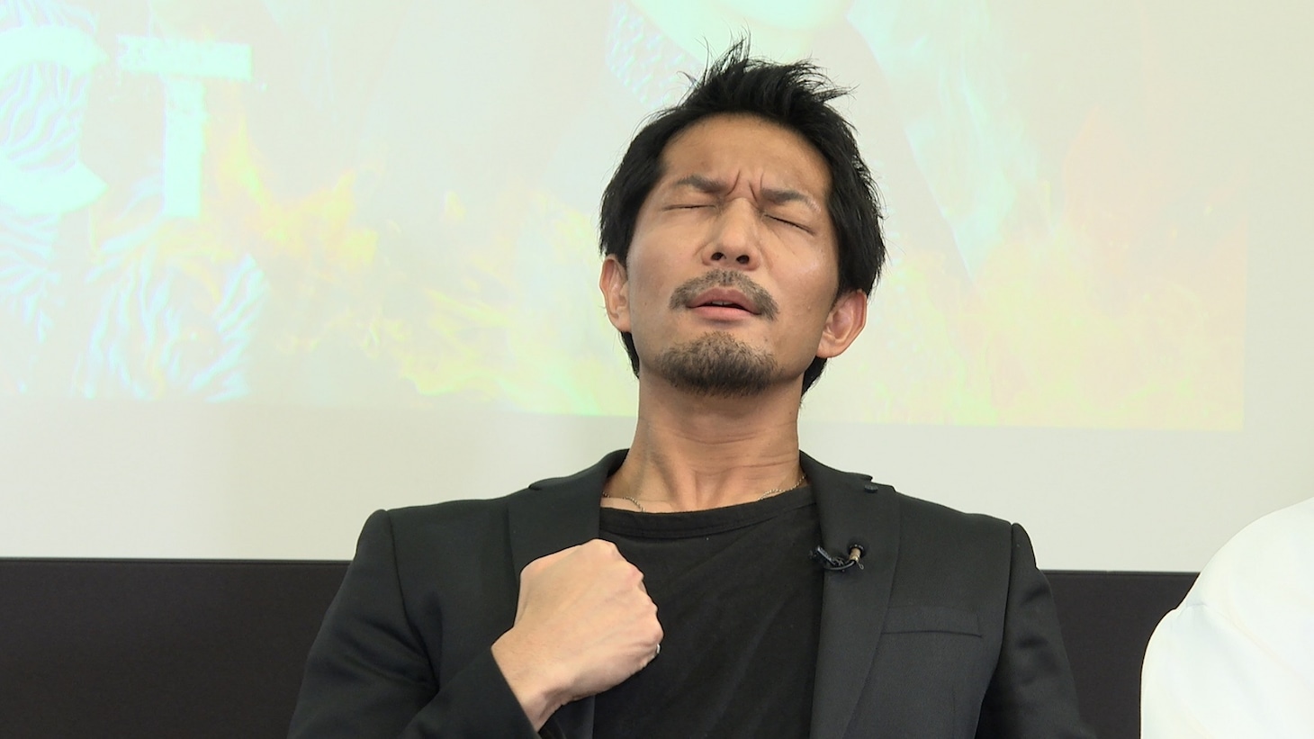 北代高士