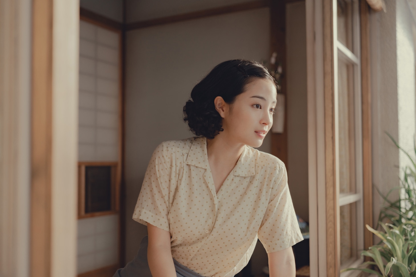 「遠い山なみの光」より、広瀬すず演じる悦子