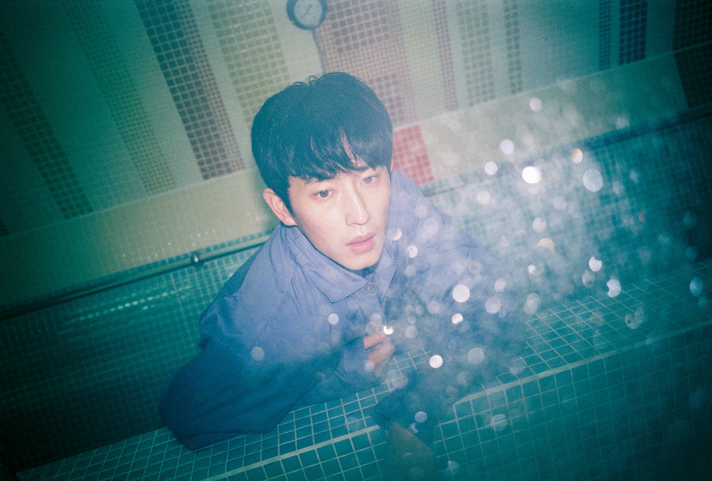 「YOSUKE SUGINO CALENDAR 2025.04-2026.03」使用カット