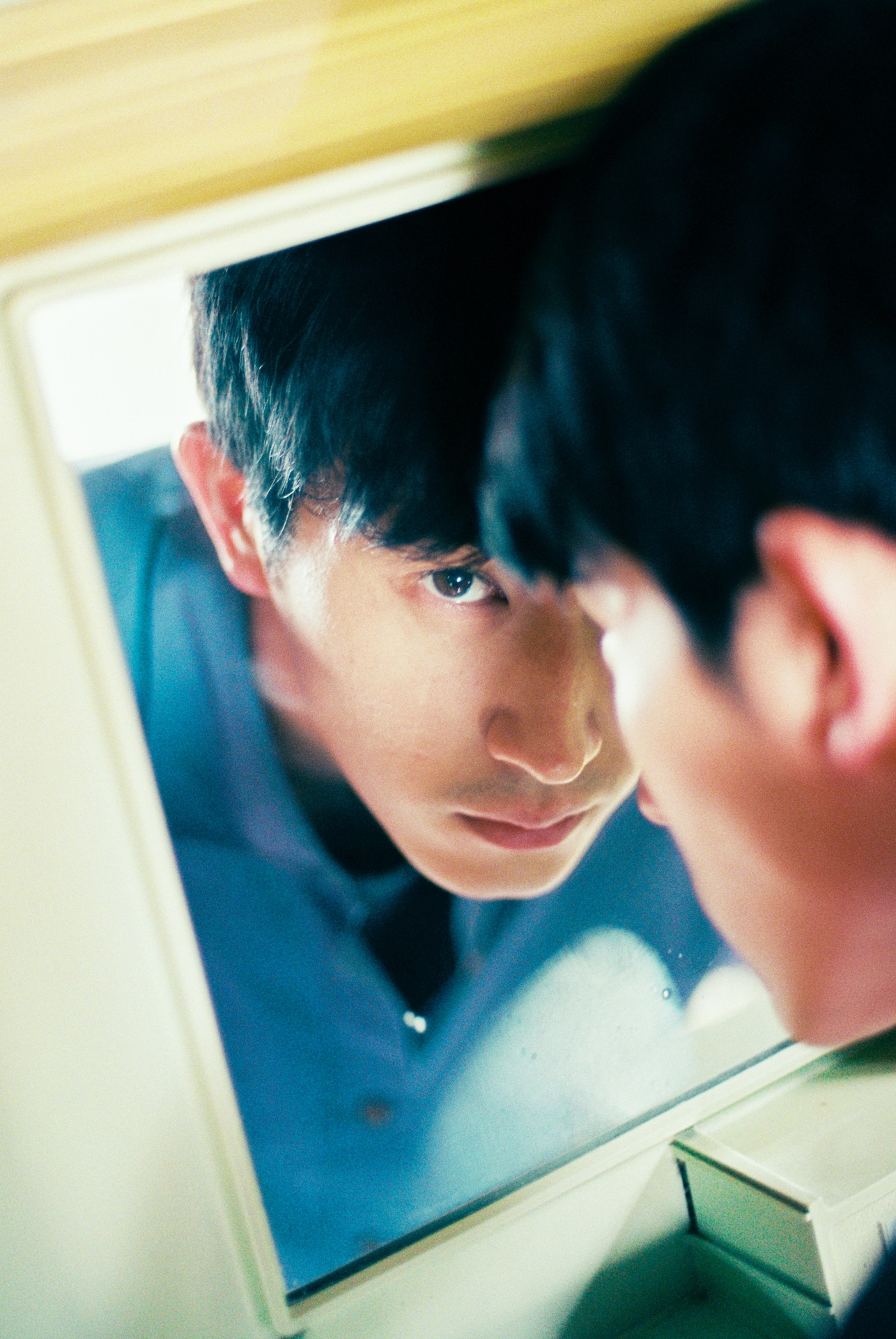 「YOSUKE SUGINO CALENDAR 2025.04-2026.03」使用カット