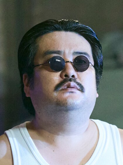 「S区の奇妙な人々」より、鈴木もぐら（空気階段）