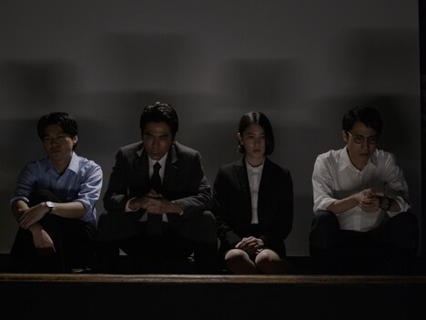 「逃走」場面写真