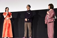 左からのん、滝藤賢一、若村麻由美