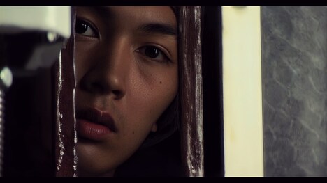 「少年」場面写真