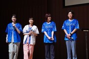 大西流星がエピソードトークを話し始めるのを、そわそわと待つ共演者たち