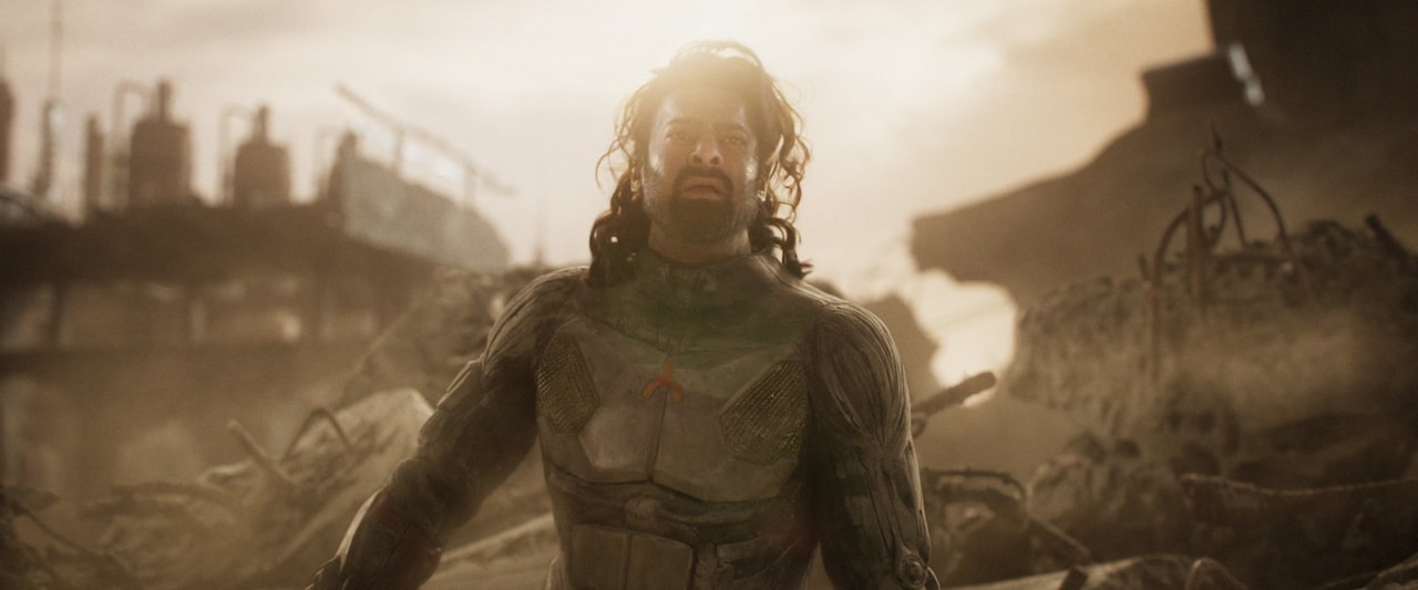 プラバースが拳でコンクリート粉砕、インド映画「カルキ 2898-AD」新たな本編映像到着