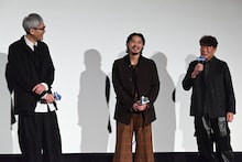 左から松重豊、磯村勇斗、村田雄浩