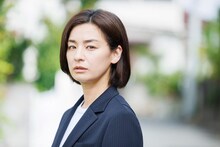 特集ドラマ「憶えのない殺人」より、尾野真千子演じる北嶺亜弓