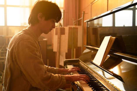 「片思い世界」新場面写真