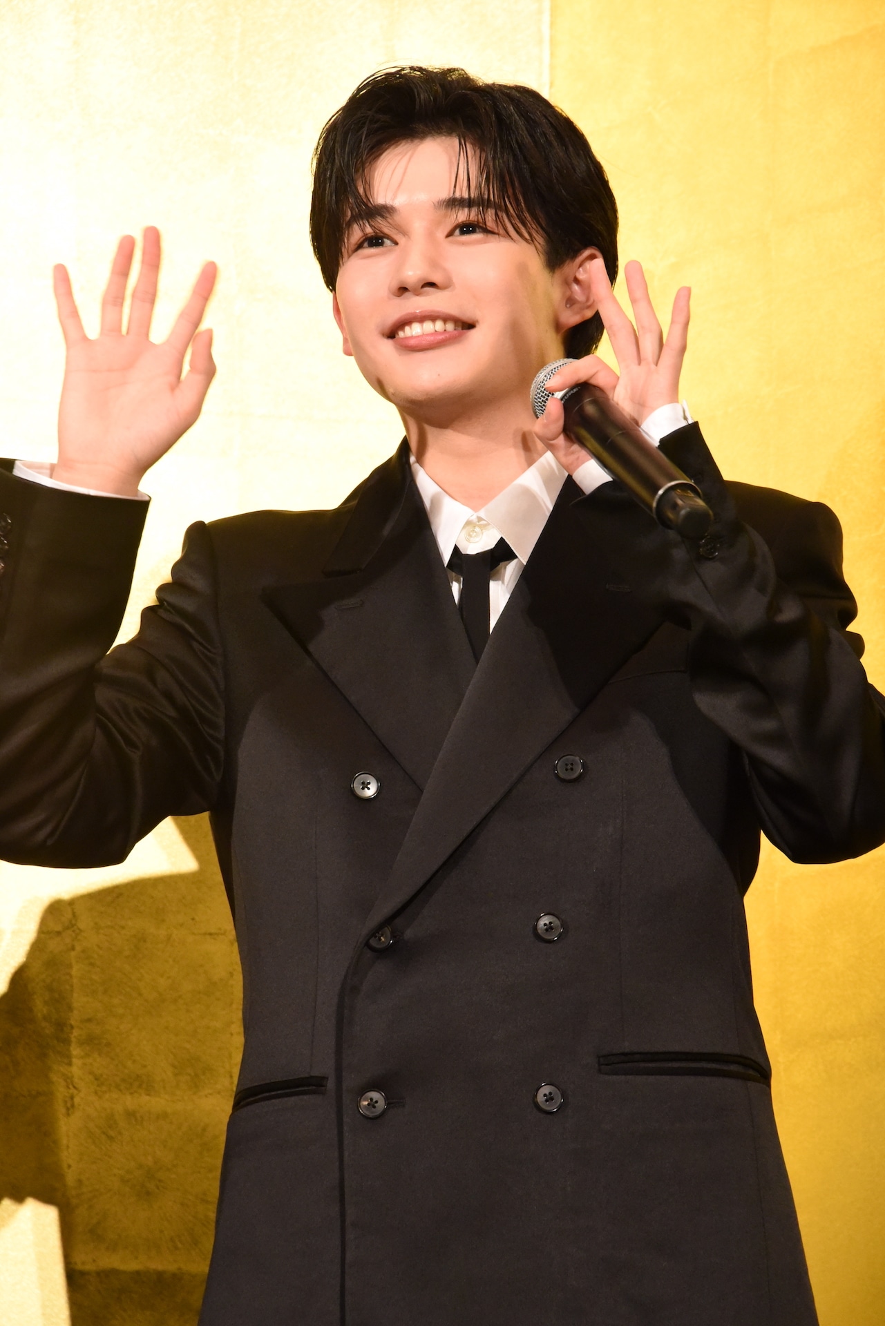 長尾謙杜