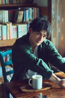 「パース・ナクン ファースト写真集（仮）」先行カット