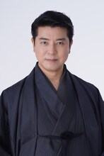 上川隆也演じる伊藤友衛