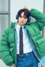 「兵頭功海 2025.4-2026.3 カレンダー」のアザーカット