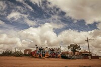 「荒野のマッドミュージアム」場面写真