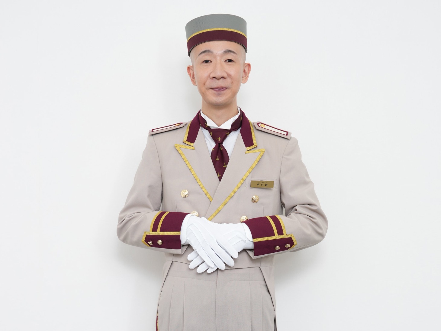 ドラマ「コンシェルジュの水戸倉さん」で主演を務めるひょうろく