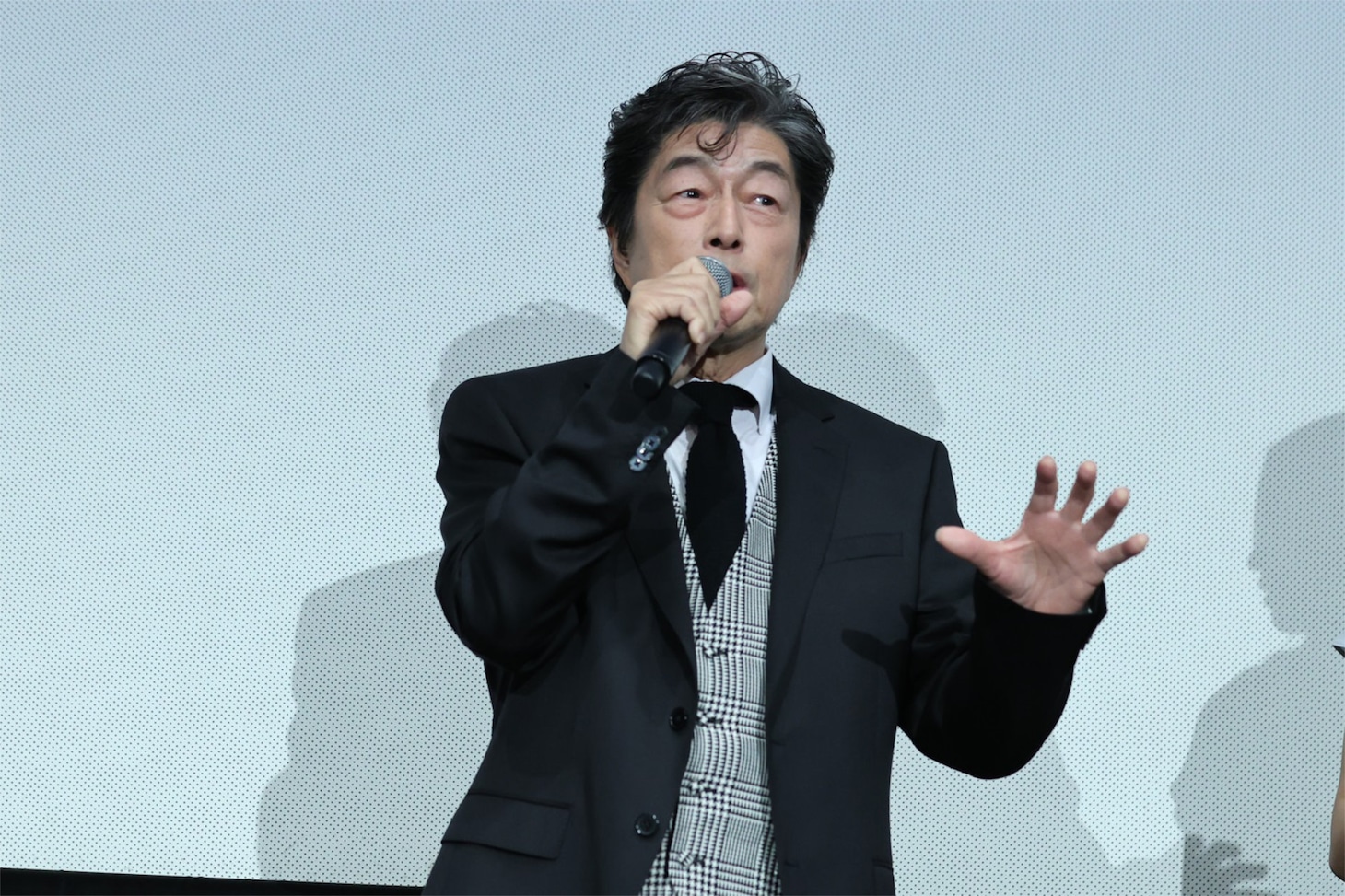 中村雅俊