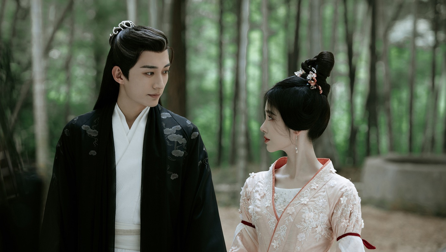 中国ドラマ「花間令＜かかんれい＞～Lost in Love～」場面写真