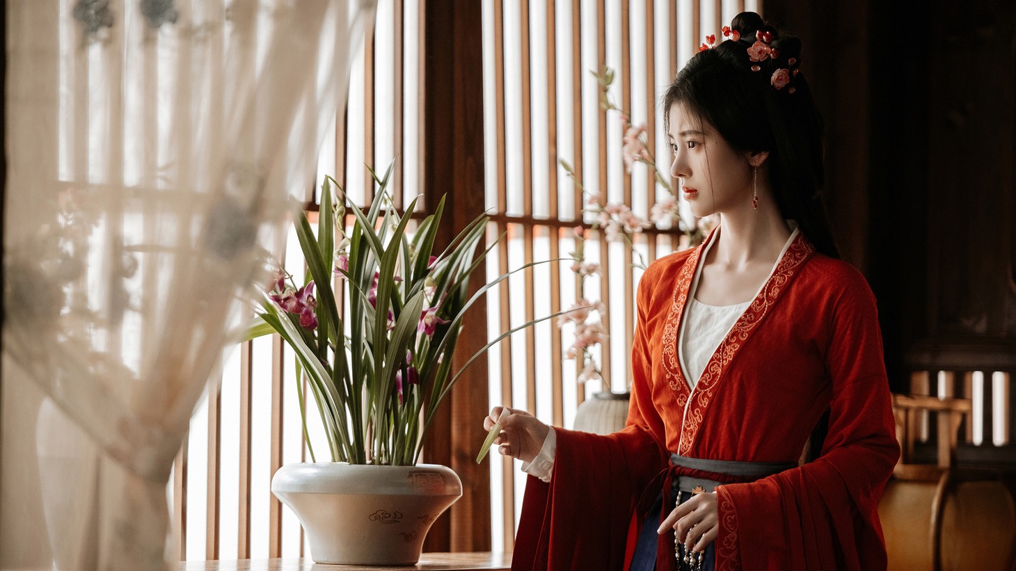 中国ドラマ「花間令＜かかんれい＞～Lost in Love～」場面写真