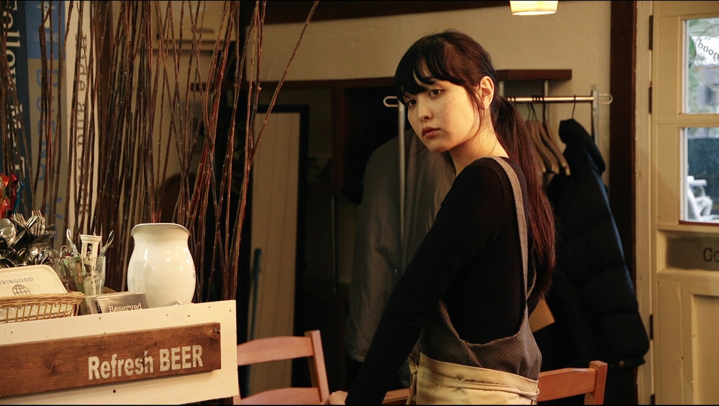「恋愛依存症の女」場面写真