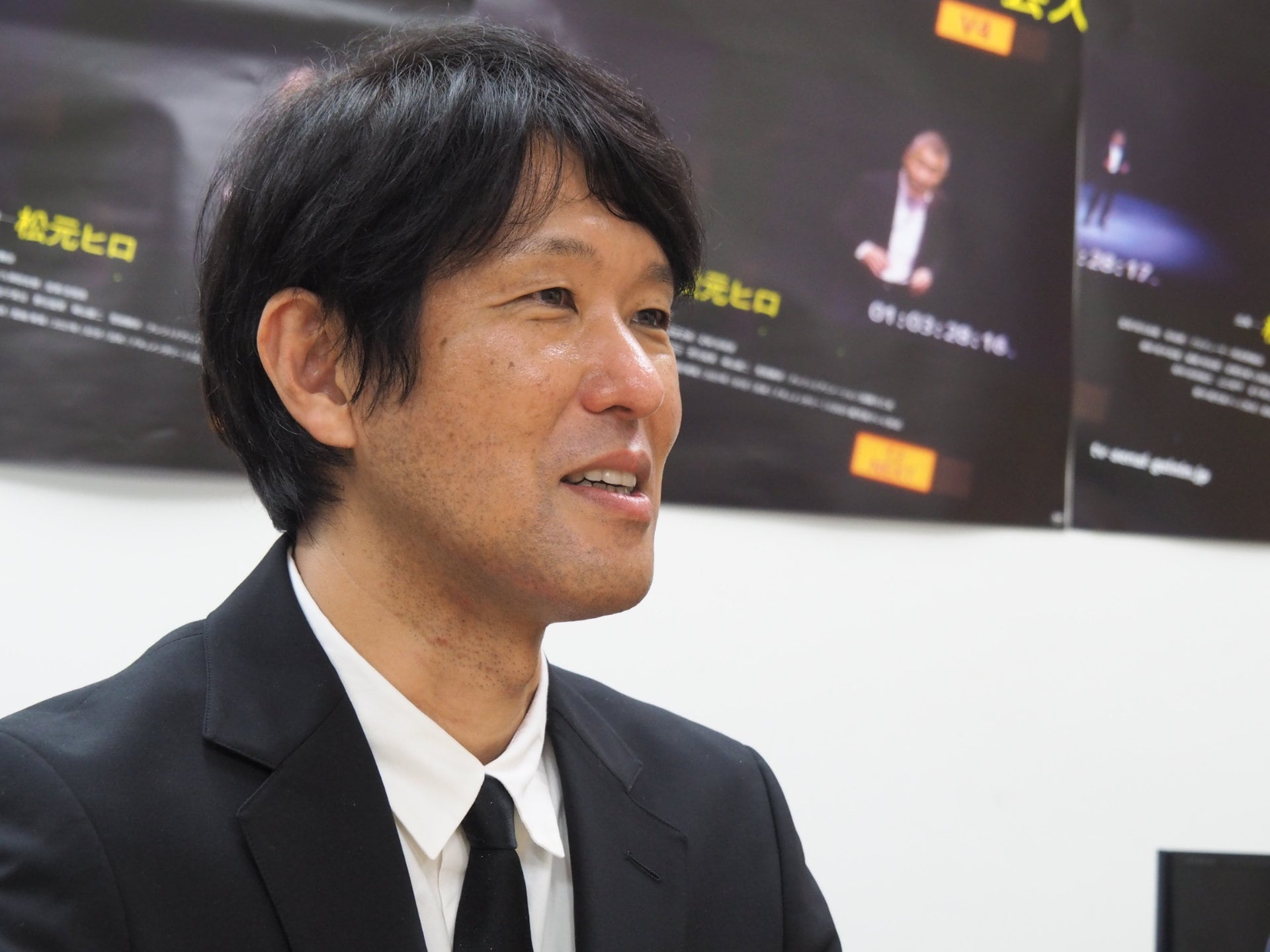 四元良隆・牧祐樹（鹿児島テレビ放送） / 芸人・松元ヒロへの取材を