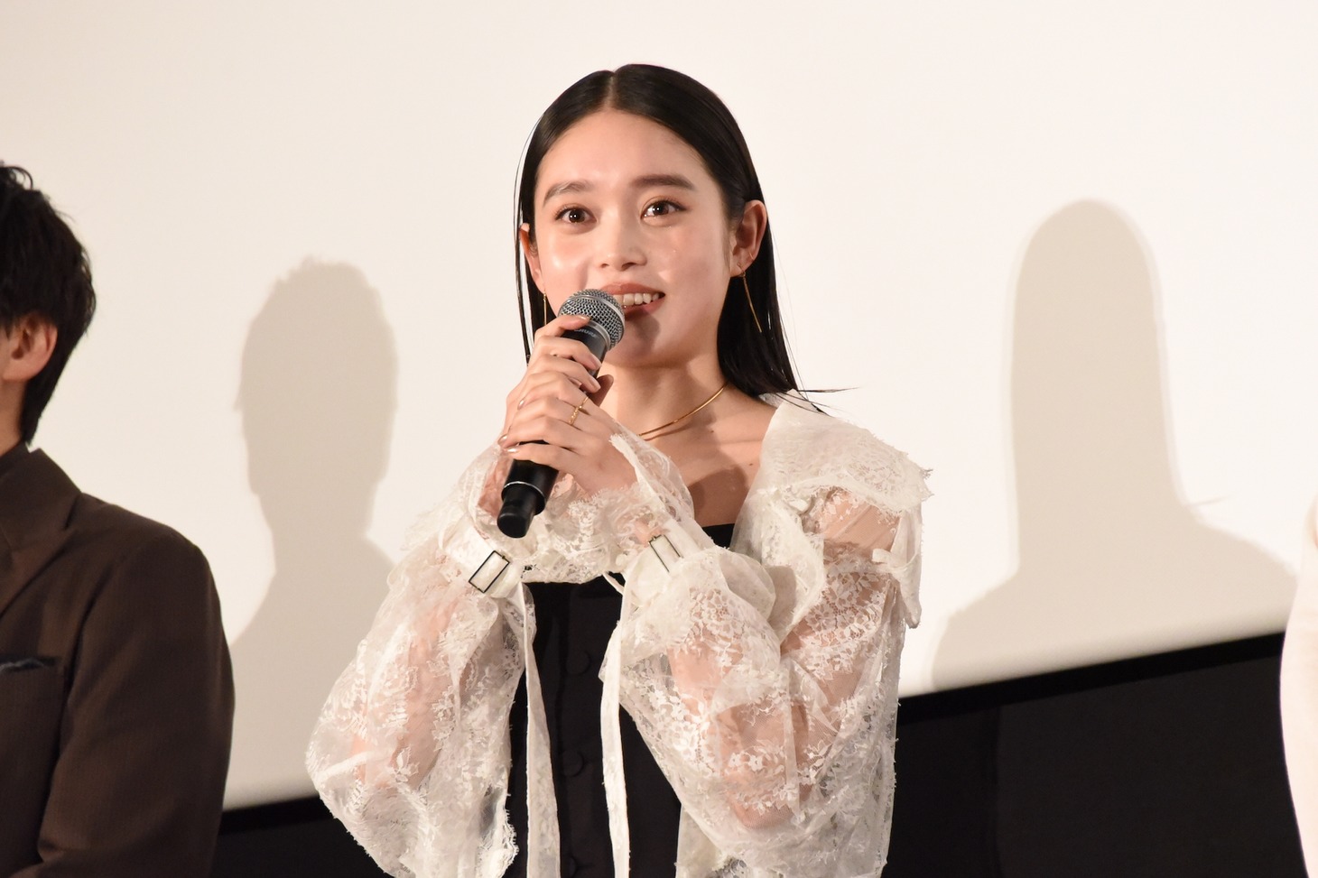高石あかり