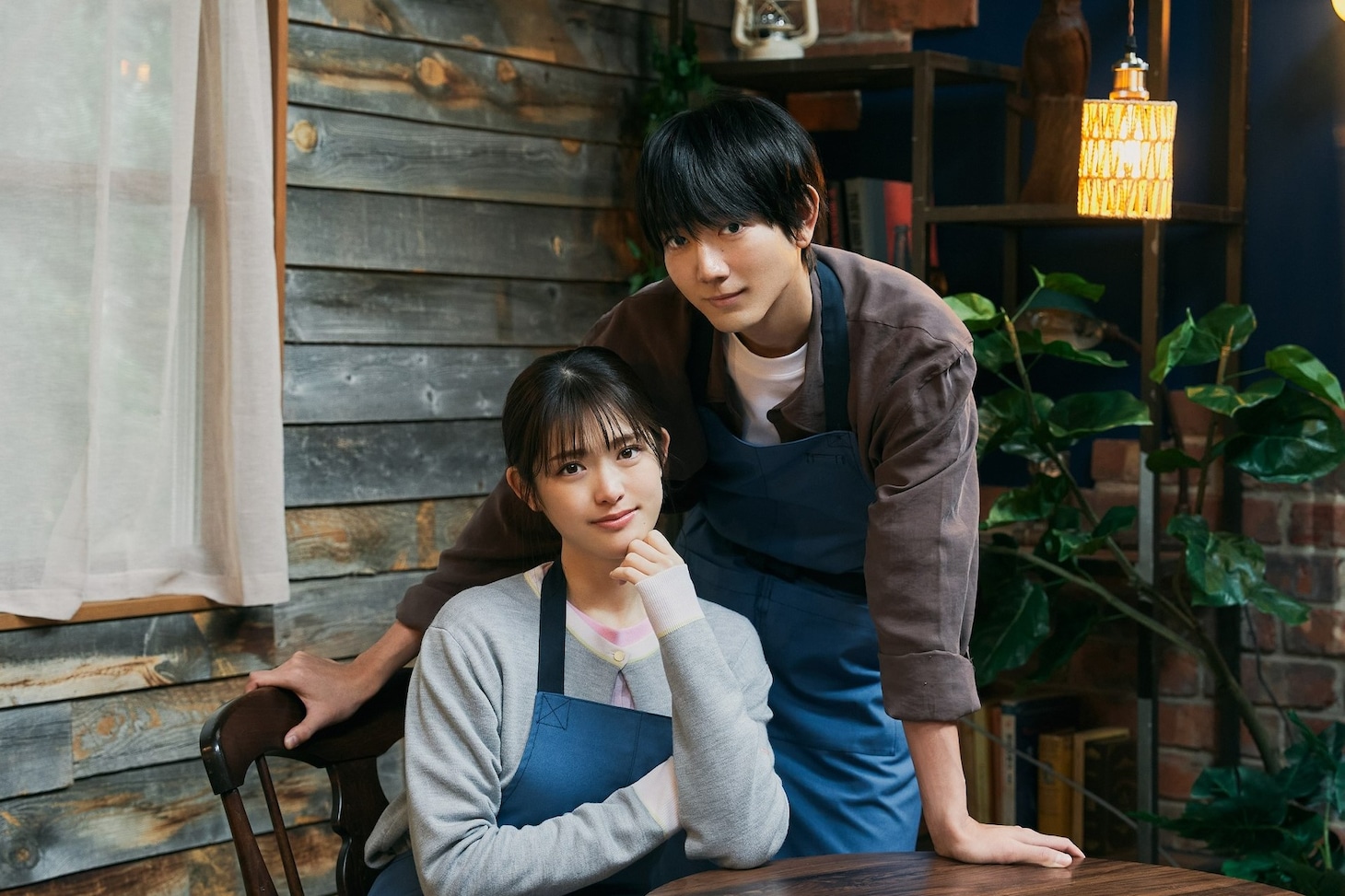 ドラマNEXT「やぶさかではございません」ビジュアル