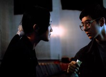 左からジョウ・シュン（周迅）演じるチョウ、ワン・イーボー（王一博）演じるリー