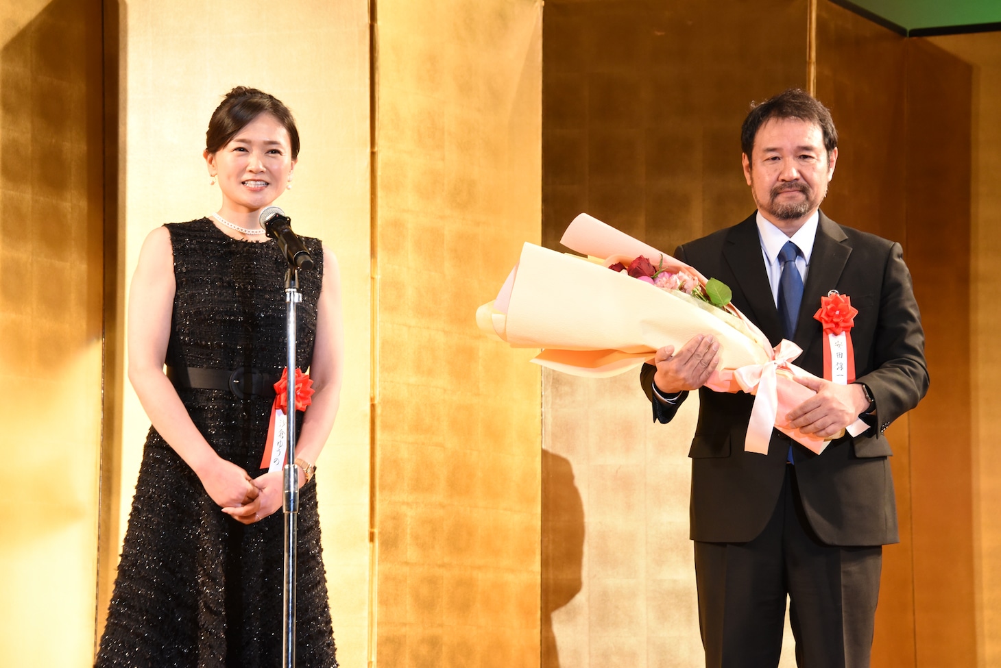 左から沙倉ゆうの、安田淳一