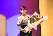 尾崎裕和の祝福に駆け付けた伊藤沙莉