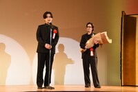 左から千葉雄大、若葉竜也