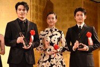 左から水上恒司、河合優実、高橋文哉