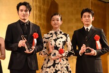 左から水上恒司、河合優実、高橋文哉