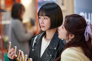 Netflixシリーズ「セレブリティ」独占配信中
